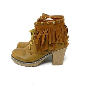 Nature Breeze Fringe Booties